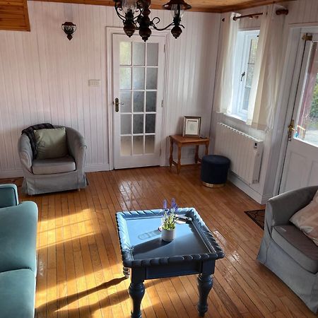 Cosy Lakeside Chalet With Option To Add Private Hot Tub Duneena エクステリア 写真