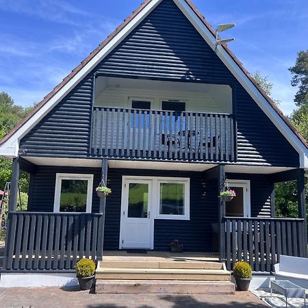 Cosy Lakeside Chalet With Option To Add Private Hot Tub Duneena エクステリア 写真