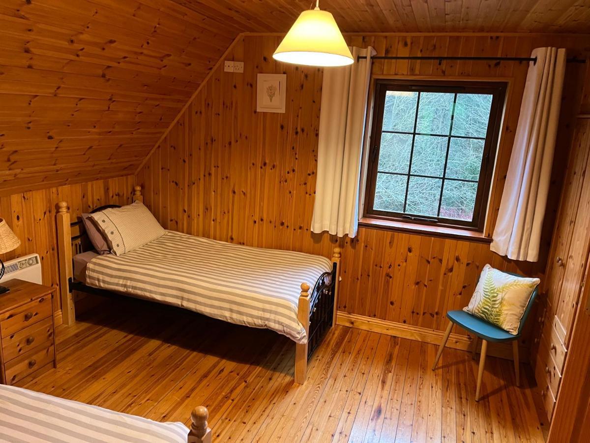 Cosy Lakeside Chalet With Option To Add Private Hot Tub Duneena エクステリア 写真