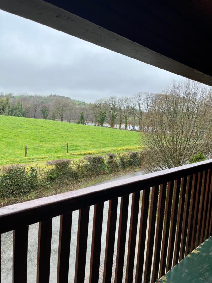 Cosy Lakeside Chalet With Option To Add Private Hot Tub Duneena エクステリア 写真
